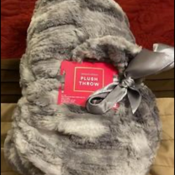 Ulta Beauty Bedding New Ulta Beauty Throw Blanket Poshmark